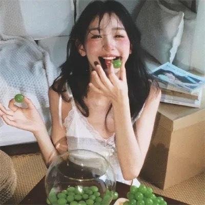 男人与婴儿